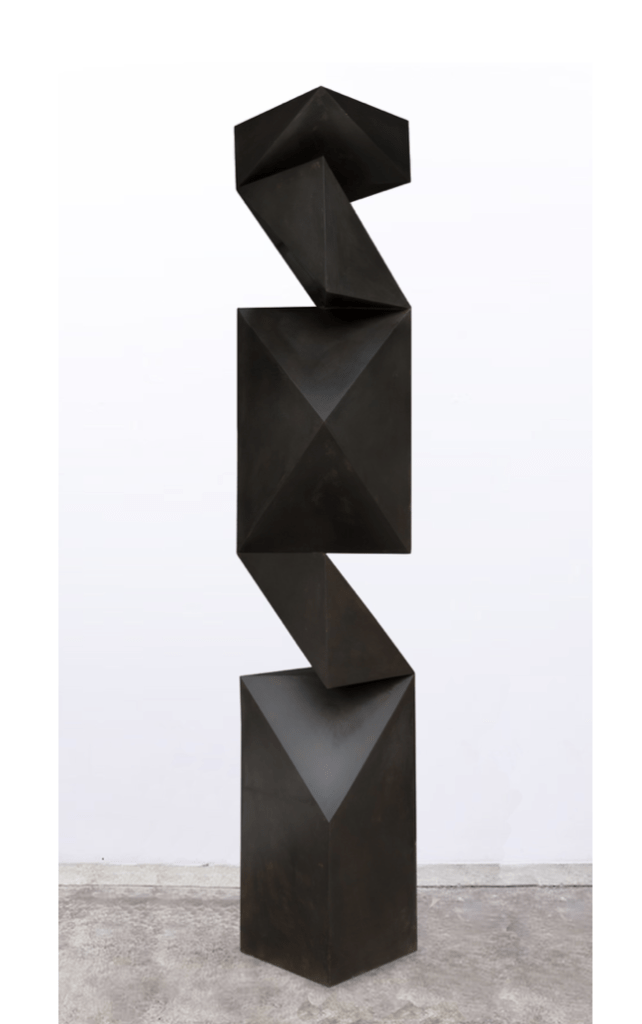 Totem <br>
Brass <br>
118 x 15.7 x 15.7 inches (300 x 40 x 40 cm)<br> Available on Demand