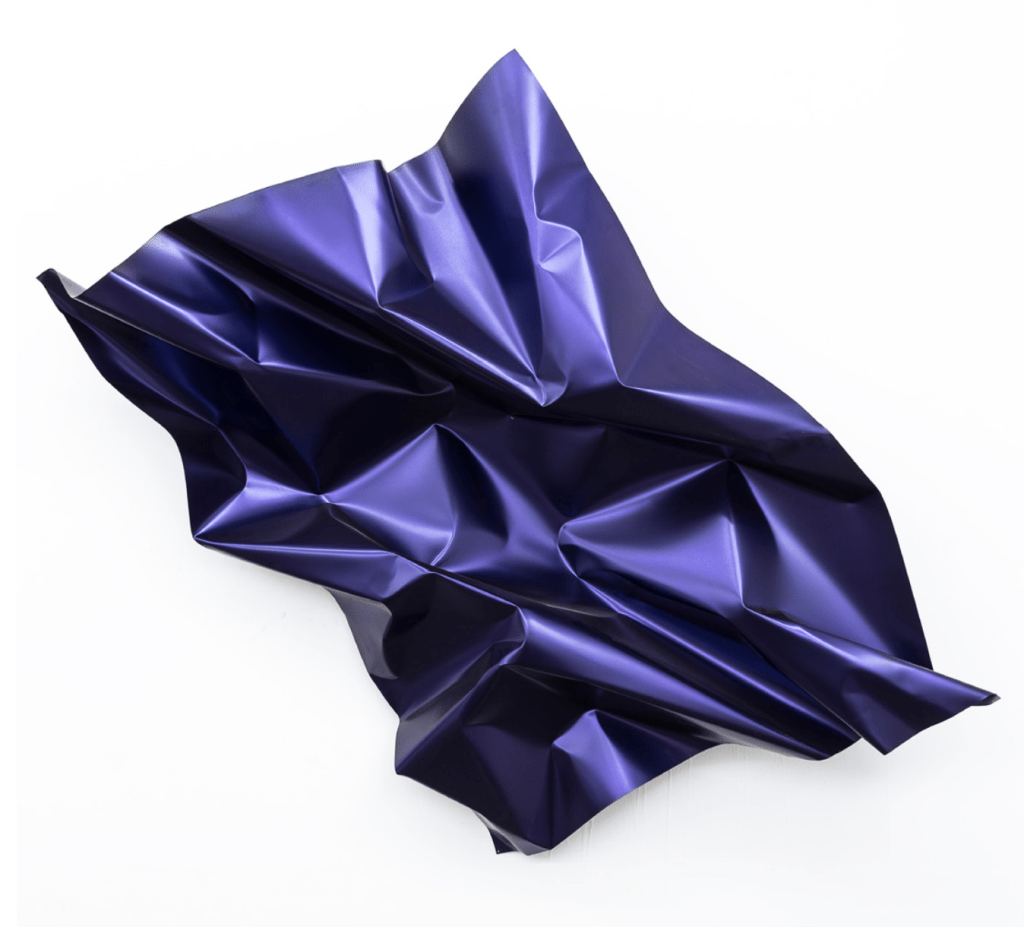 Mx Matte Purple, February 25, 2018, 18:55<br>
Stainless steel and electrostatic paint <br> 61.02 x 53.14 x 12.99 inches <br>
(155 x 135 x 33 cm) <br> Available on Demand